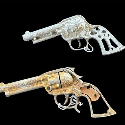 Lot 14: Toy Gun Bundle