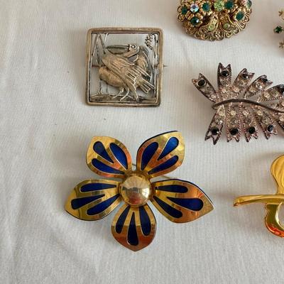 Trifari, Monet & More: Eleven Brooches (K-SS)