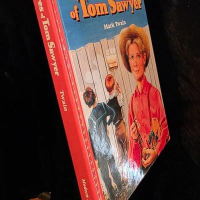 The Adventures of Tom Sawyer Treasures of Illustrated Classics