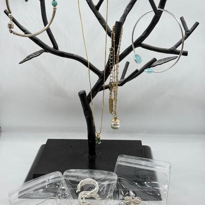 LOT 253J: Jewelry Tree w/ Small Collection of Jewelry