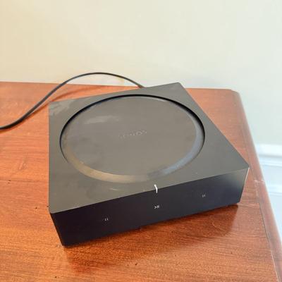 LOT 256K: Sonos Speaker Model S-16