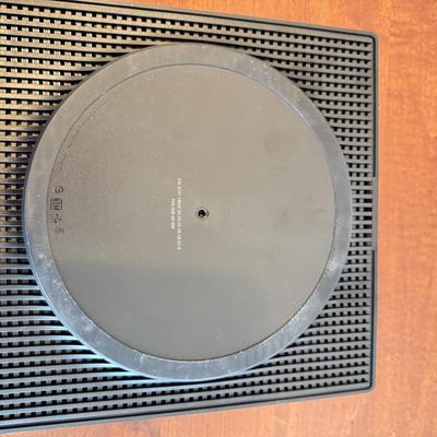 LOT 256K: Sonos Speaker Model S-16