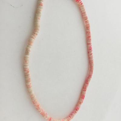 Light pink collar vintage clasp necklace