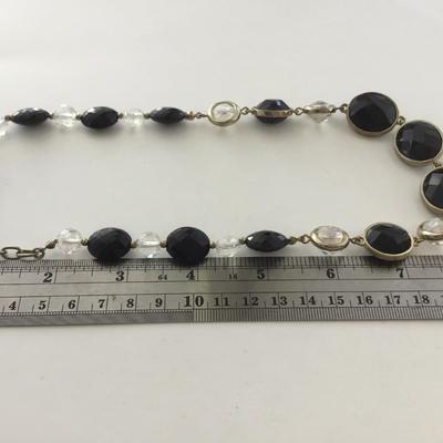 Beautiful unmarked fashion necklace