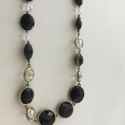 Beautiful unmarked fashion necklace