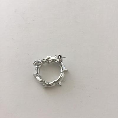 Silver tone unmarked vintage pin