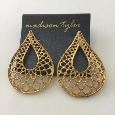 Madison Tyler fashion new earrings