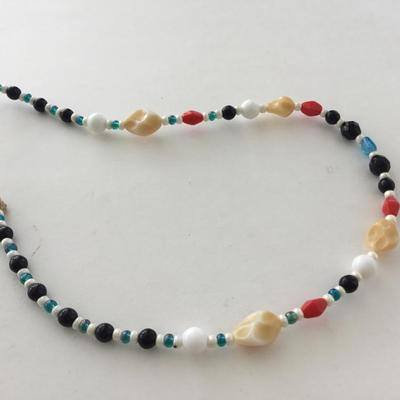 Beautiful vintage colorful fashion necklace