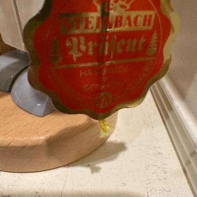 Christmas Lot - Nutcrackers includes Steinbach & Erzerbirge
