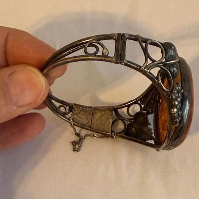 Large Amber Cuff Bracelet & Brooch (K-SS)