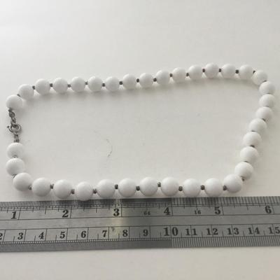 White beaded collar necklace