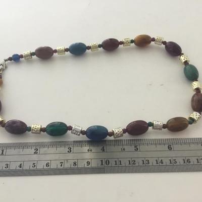 Colorful beaded fashion necklace