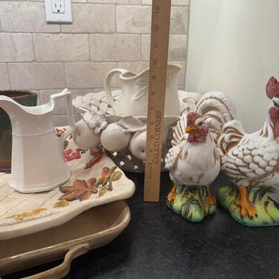 LOT 261K: Ceramic Serving Pieces - Some made in Italy