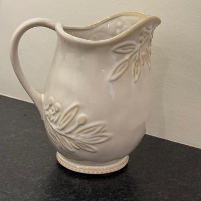 LOT 261K: Ceramic Serving Pieces - Some made in Italy