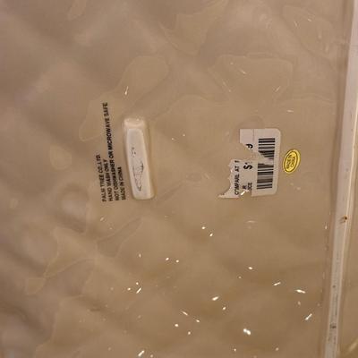 LOT 261K: Ceramic Serving Pieces - Some made in Italy