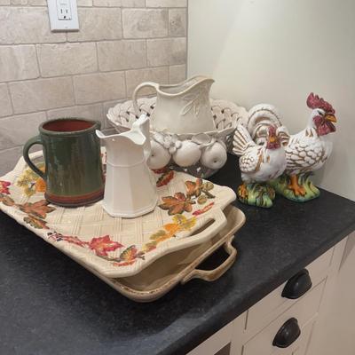 LOT 261K: Ceramic Serving Pieces - Some made in Italy