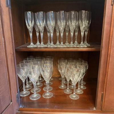 LOT 265D: Lenox Golden Sand Dune Stemware