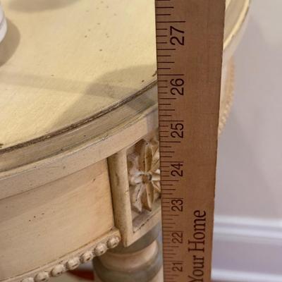 LOT 271K: White Chair w/ Side Table & Decor