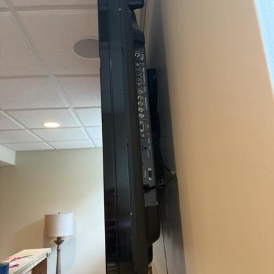 LOT 273B: Large Plasma TV - MUST BRING TOOLS