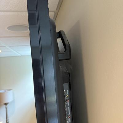 LOT 273B: Large Plasma TV - MUST BRING TOOLS