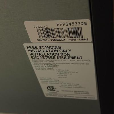 LOT 275B: Frigidaire Mini Fridge