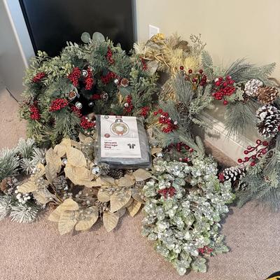 LOT 276B: Collection of Holiday Wreaths