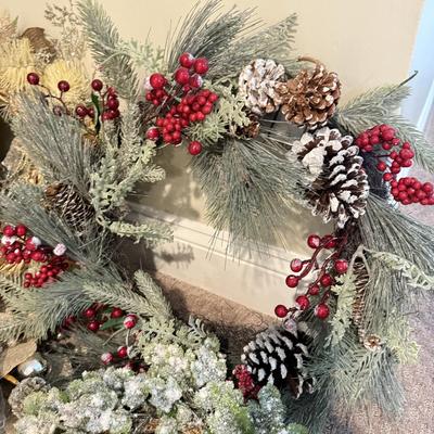LOT 276B: Collection of Holiday Wreaths