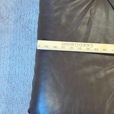 LOT 272B: Ottoman Coffee Table