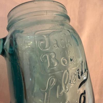Vintage Foremost Dairy Bottle plus Jack in the Box Liberty Mugs (K-SS)