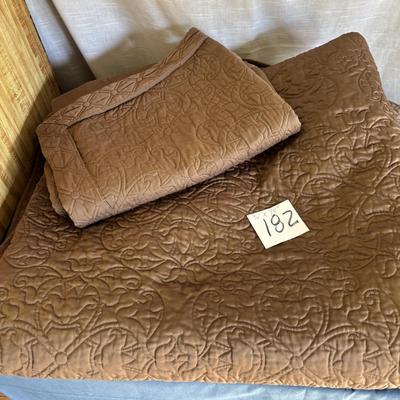 Bedspread and Pillowcases