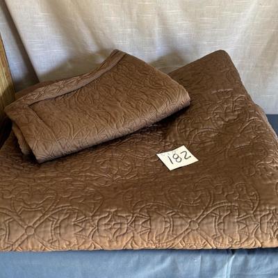 Bedspread and Pillowcases