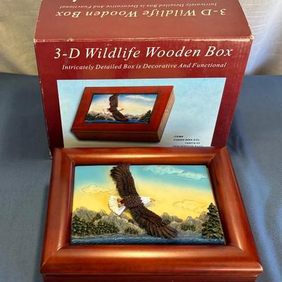 3-D Wildlife Wooden Box