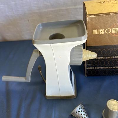 Vintage Mince a Matic