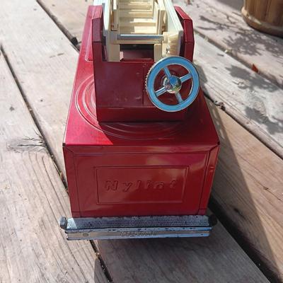NYLINT "WATER CANNON" 23" FIRE TRUCK WITH WORKING LADDER