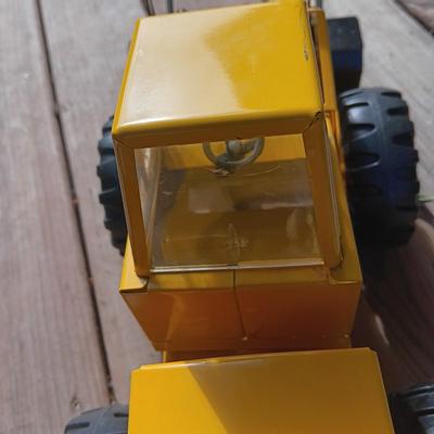 TONKA MIGHTY TURBO-DIESEL FRONT END LOADER W/ARTICULATED FRONT BUCKET