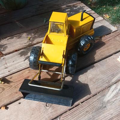 TONKA MIGHTY TURBO-DIESEL FRONT END LOADER W/ARTICULATED FRONT BUCKET