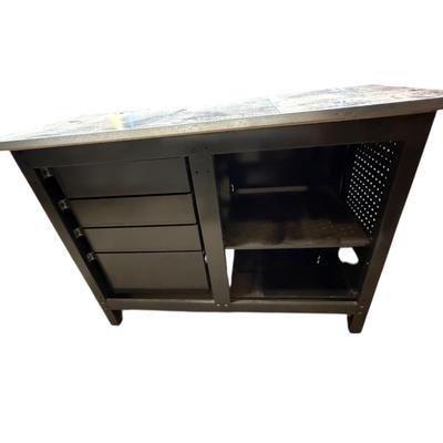 Lot 24: Craftsman Tool Chests