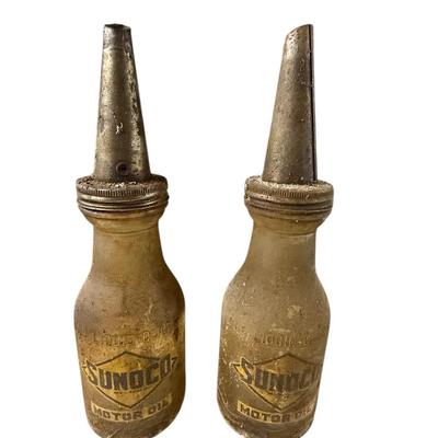 Lot 25: Vintage Sunoco Motor Oil Bottles And Vice