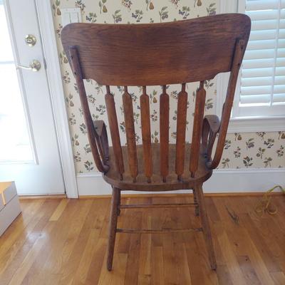 Farmhouse Style Armchair (K-BBL)