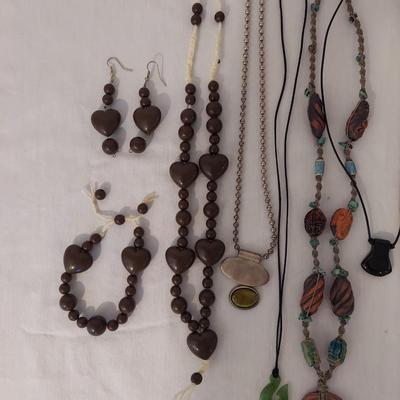 Stone Beaded Jewelry (K-BBL)