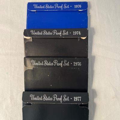 Bicentennial First Day Issue Stamps & US Mint Proof Sets (K-BBL)