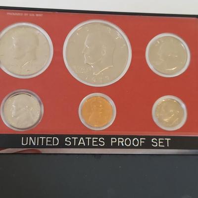 Bicentennial First Day Issue Stamps & US Mint Proof Sets (K-BBL)