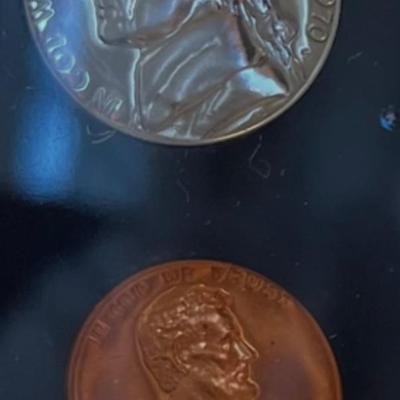 Bicentennial First Day Issue Stamps & US Mint Proof Sets (K-BBL)