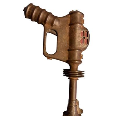 Lot 36: Atomic Ray Gun