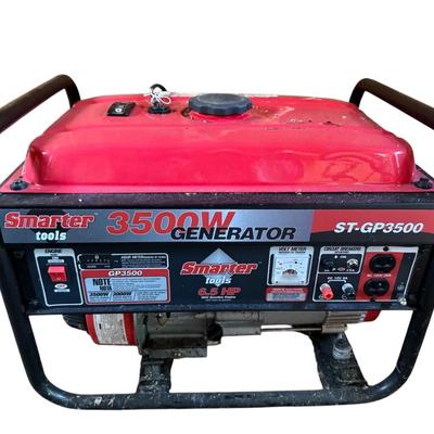 Lot 37: Bundle Of Outdoor Power Tools