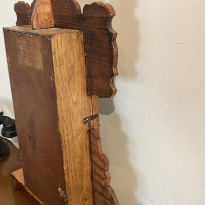 Antique Victorian E. Ingraham Oak Gingerbread Mantel Clock w/ Original Pendulum & Key - Runs Great!