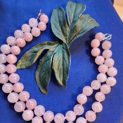 Sale Photo Thumbnail #428: Doube strand, very nice condition, quite possibly new