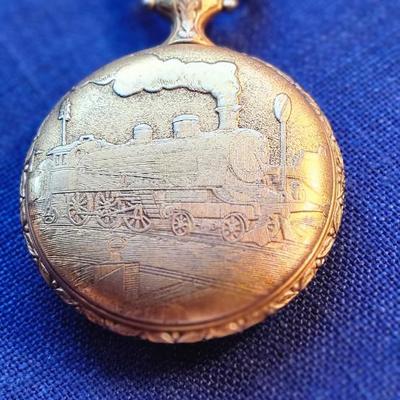 Sale Photo Thumbnail #437: Rollie, 17 jewels,Incabloc
Swiss Made, this watch is not working.