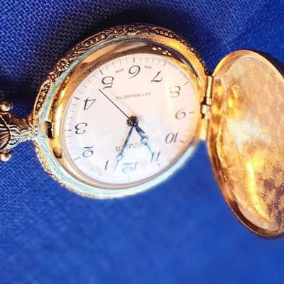 Sale Photo Thumbnail #445: Antimagnetic, made in Hong Kong
embossed hunting scene
It winds easily, and is working