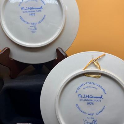 Sale Photo Thumbnail #488: 1975 Boy on Sled, hand painted. 
1972 The Messenger,  hand painted
Produced in West Germany
very good condition
7.5 inch diameter